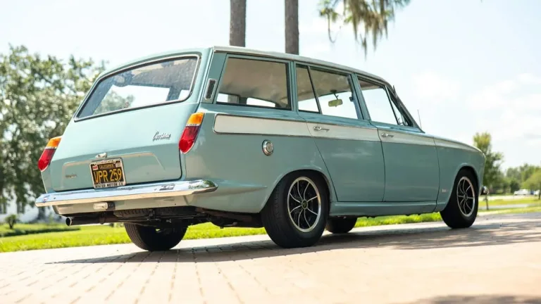 Retais Ford Cortina universālis apvieno Lotus sportiskumu ar praktiskumu