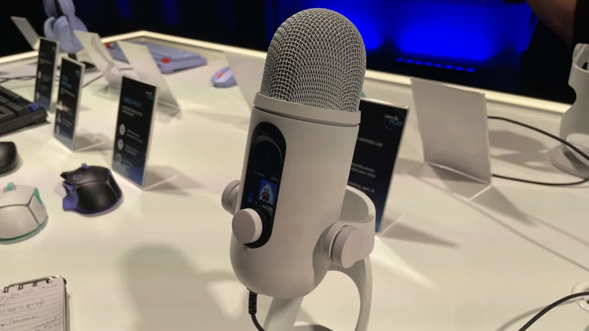 Logitech jaunajā Yeti 2 mikrofonā mašīnmācīšanās beidzot šķiet patiešām noderīga