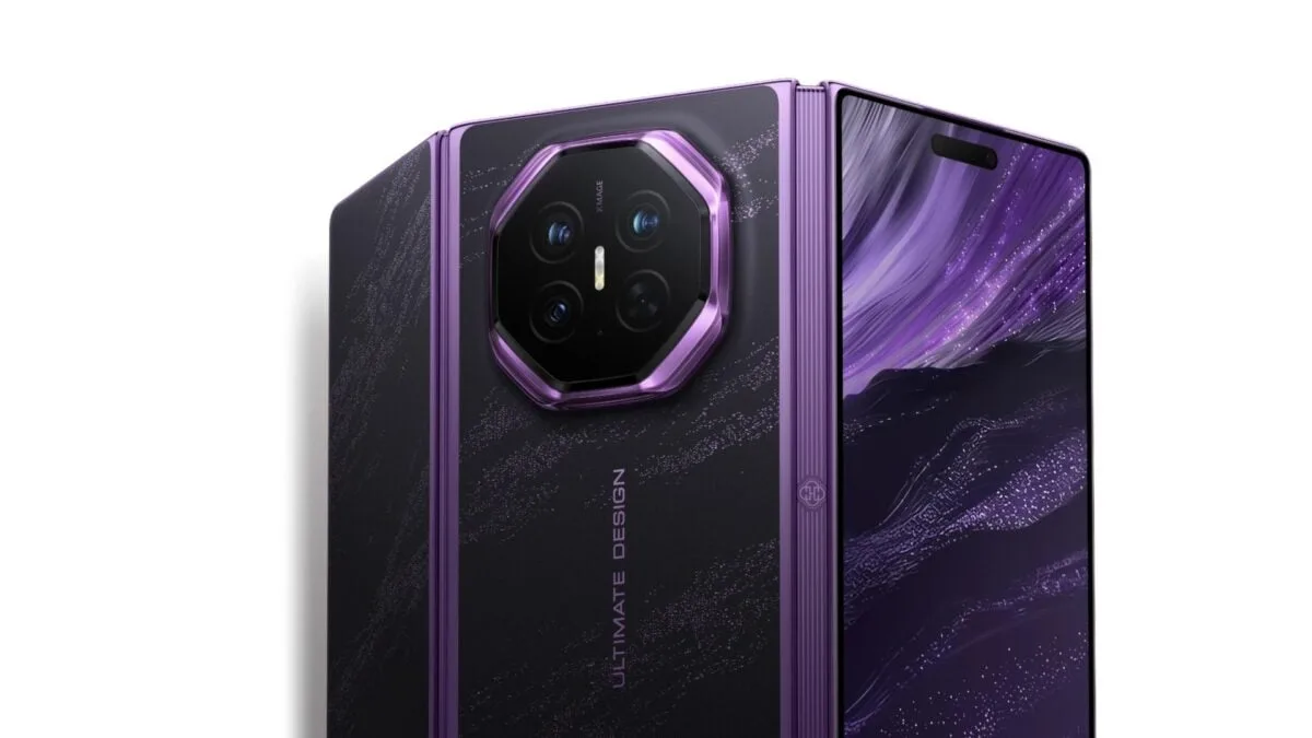 Huawei Ķīnā izlaiž gandrīz 3000 dolāru vērtu trīsdaļīgu viedtālruni
