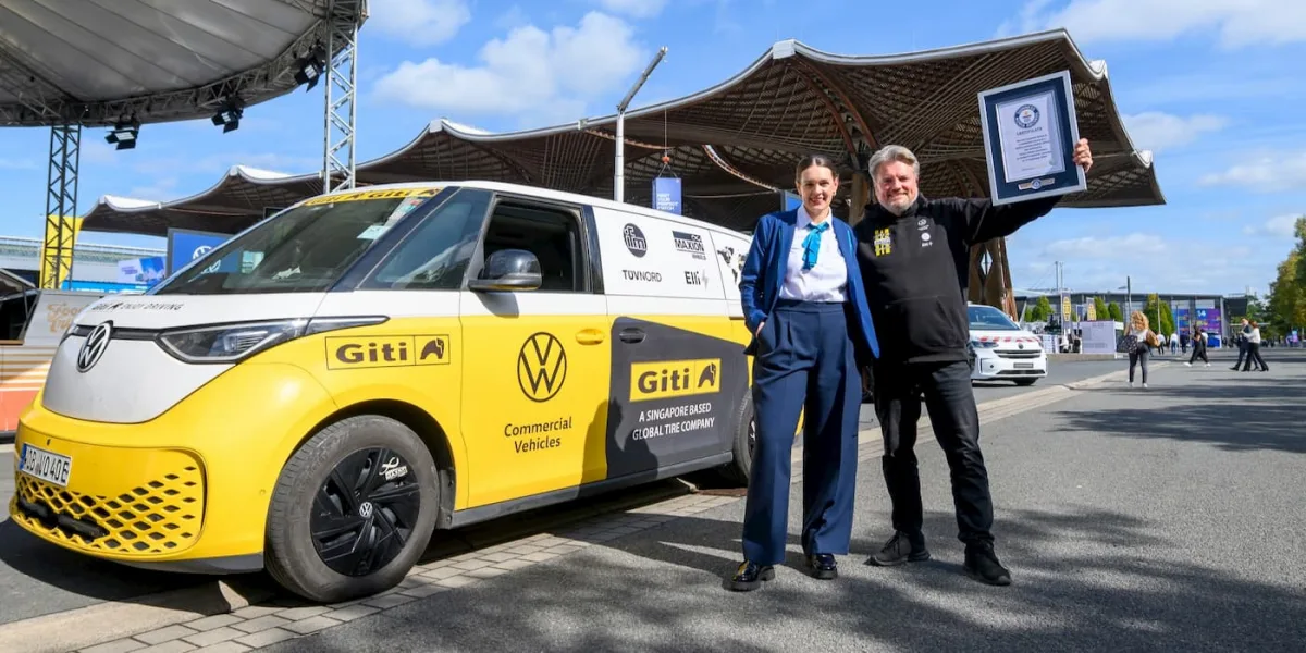 Volkswagen ID. Buzz ar elektroauto 445 dienās apceļo 92 valstis un sasniedz Ginesa rekordu