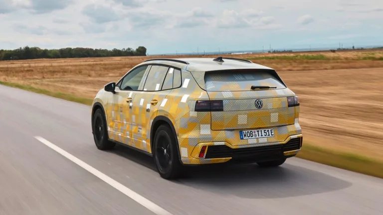 Volkswagen ID. Tiguan in camo Volkswagen ID. Tiguan in camo