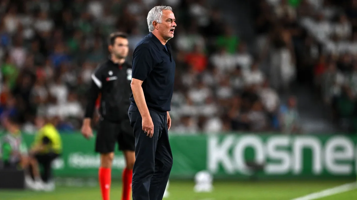 Mourinju pirms Madrides derbija brīdina Real Madrid par “vieglajiem risinājumiem”