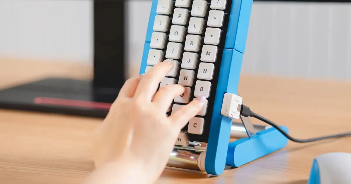 Google Japan izveidojis tastatūru ar 116 kustīgiem taustiņiem