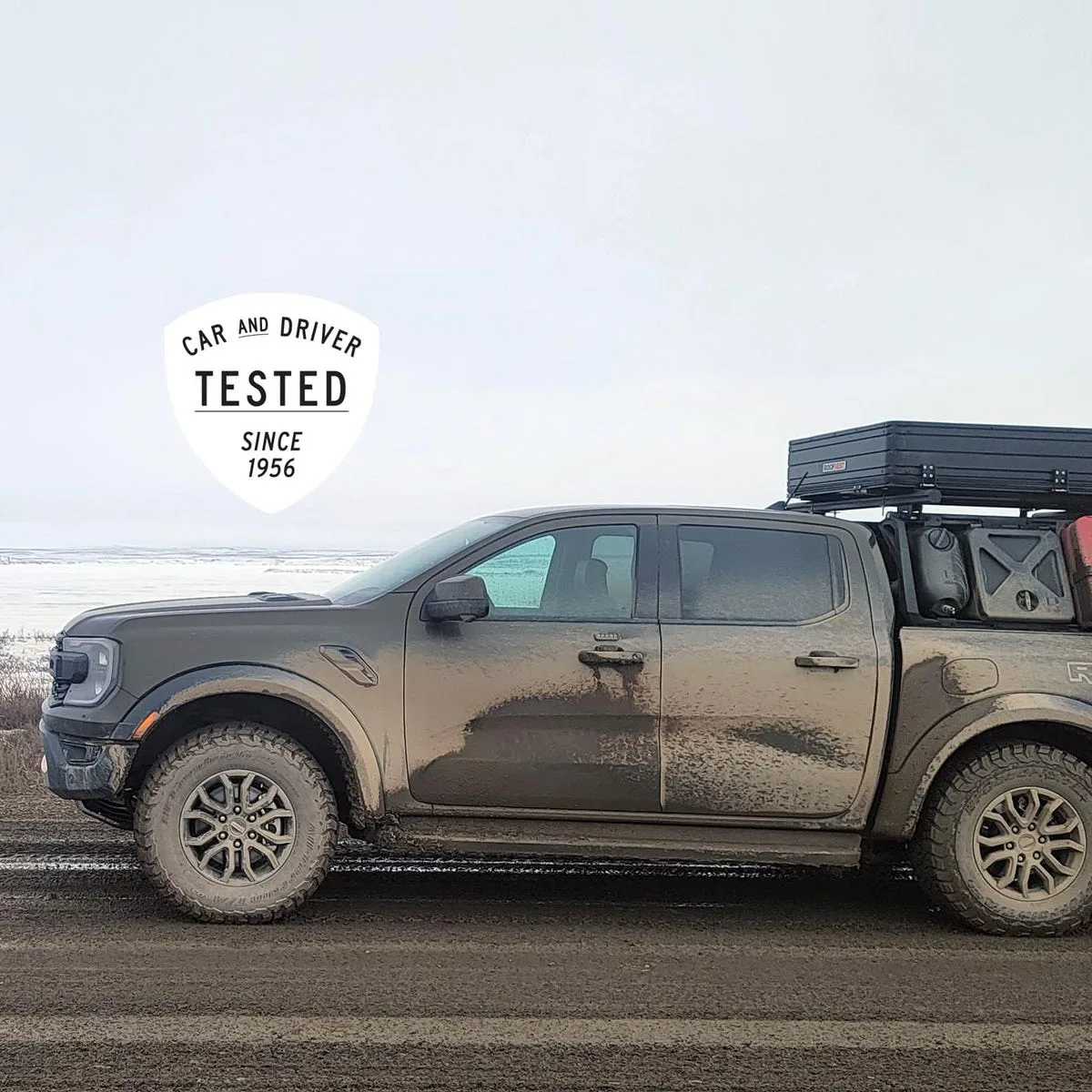 Pārgājienu aprīkojums padarīja Ford Ranger Raptor lēnāku un neekonomiskāku
