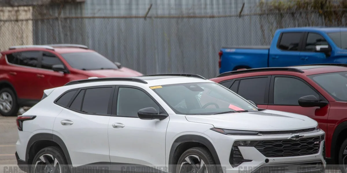 2027. gada Chevrolet Trax pamanīts bez maskēšanās ar atjauninātu dizainu