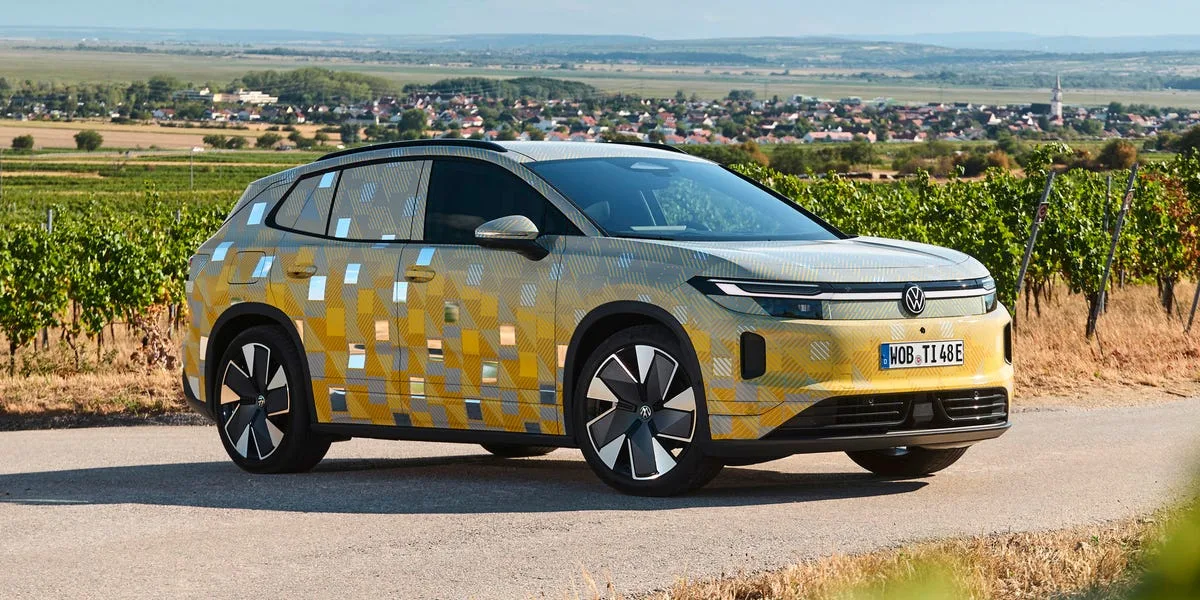 Volkswagen elektriskā ID.4 pēcteci nosauks par ID. Tiguan