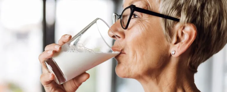 Daily Glass of Milk May Reduce Bowel Cancer Risk by Up to 14%, Study Shows Could precision fermentation replace all dairy cow milk production? (Goran13/Getty Images)