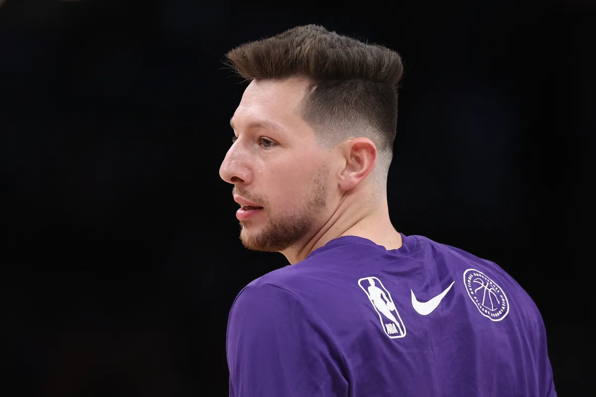 Ņujorkas “Knicks” treniņnometnes līgumam piesaista centru Drūjūbenksu