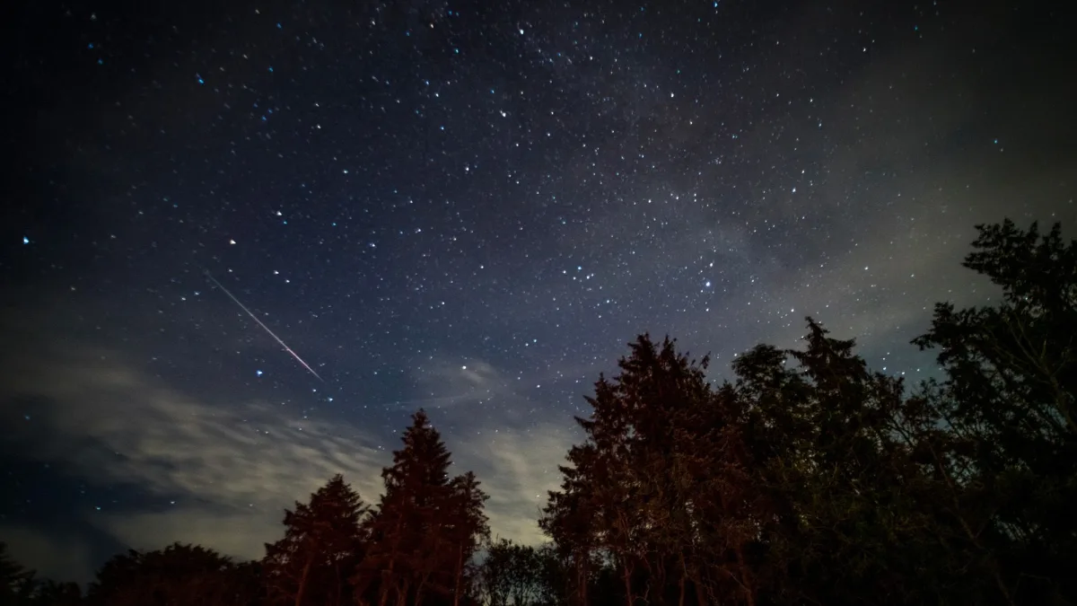 Debesīs sasniegs Drakonīdu meteoru plūsmas maksimumu