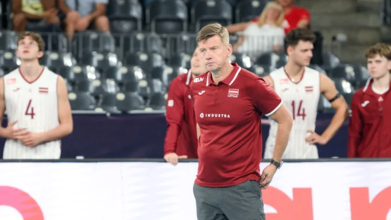 Krastiņš pirms spēles pret Franciju: “Tā ir apnicīgi tehniska komanda”