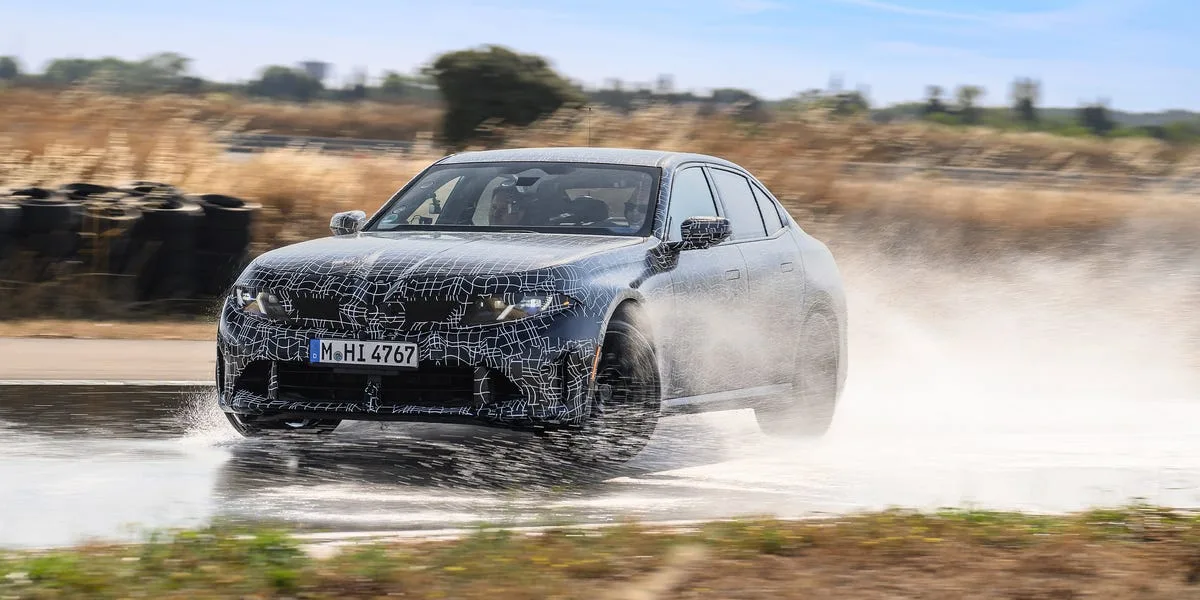 2027. gada BMW 3. sērijas prototips: M350 kļūst tuvāks M3