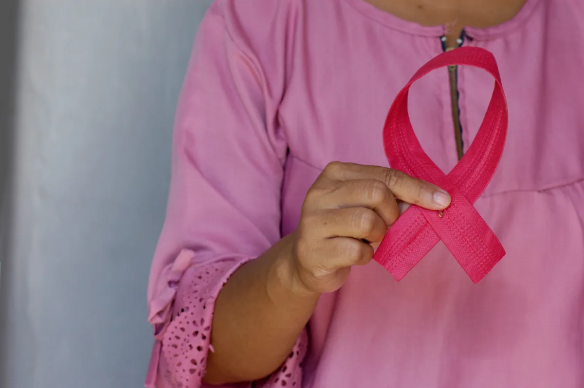 Krūts vēža diagnoze pirms 40 gadu vecuma biežāk tiek aizkavēta