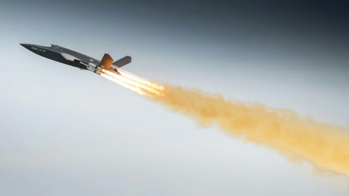 Eiropā pirmo reizi izmēģināts U740 Valkyrie kaujas drons ar vairāk nekā 3100 jūdžu darbības rādiusu