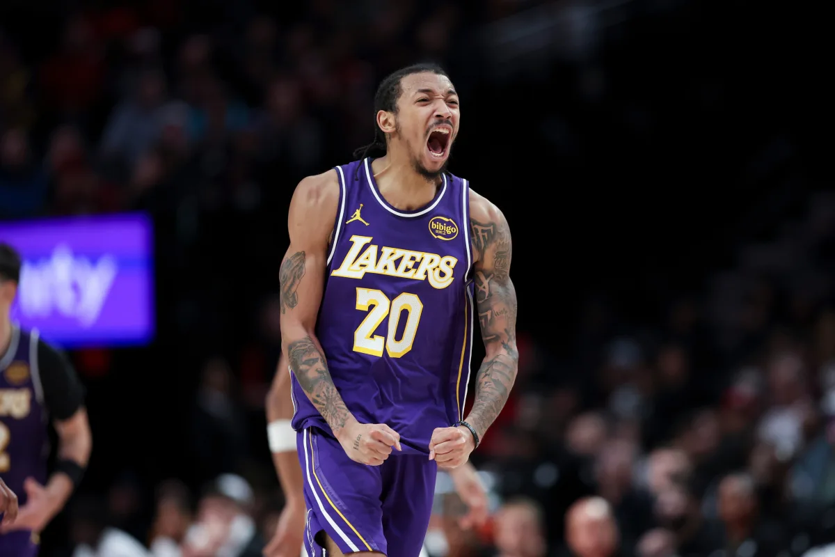 Madrides “Real” paraksta līgumu ar bijušo “Lakers” un “Hornets” aizsargu Niku Smitu junioru