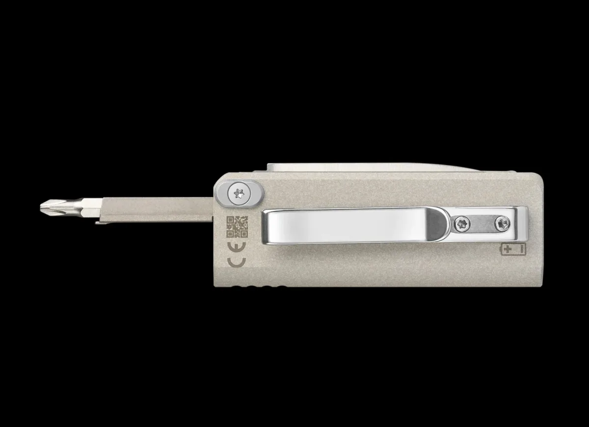The magnetic bit holder turns the MK into a versatile multi-driver for projects of all sizes