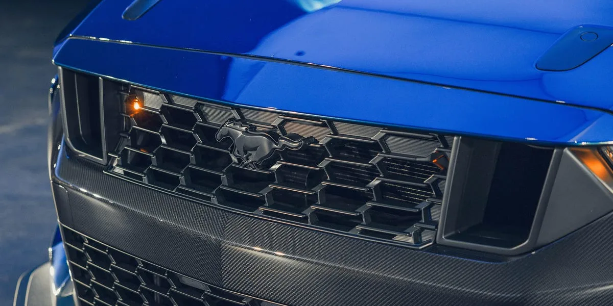 Ford varētu gatavot bezceļu „Mustang Baja” versiju