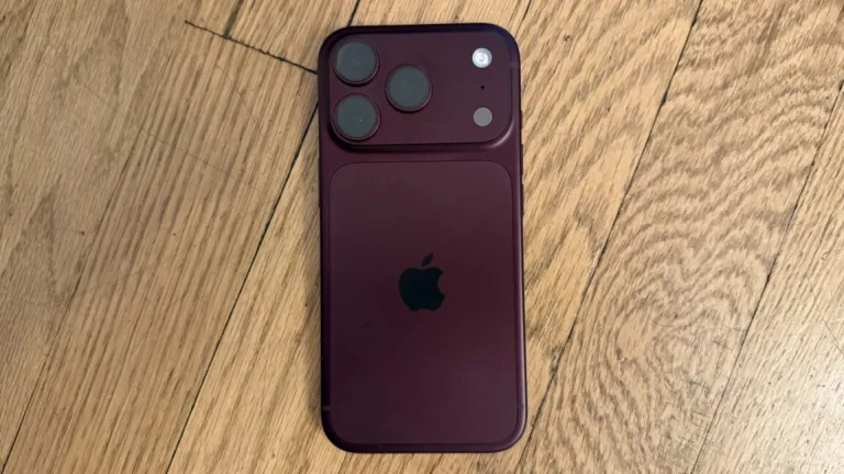 iPhone 18 Pro apskats: Apple vēsākais viedtālrunis — burtiskā nozīmē