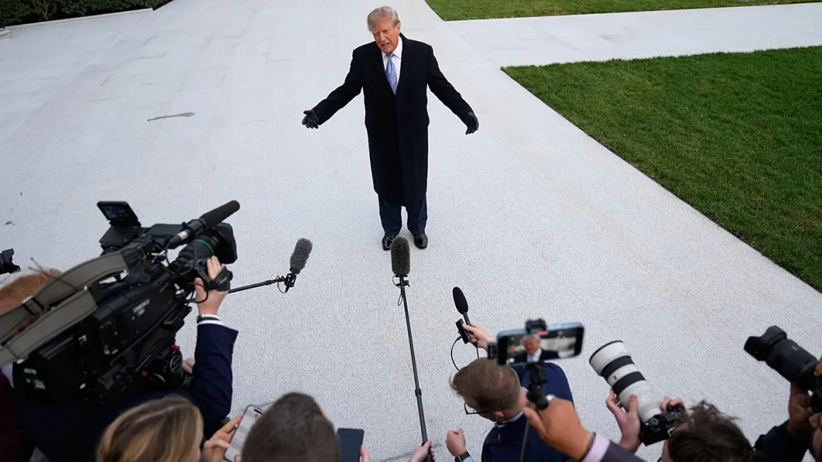 ASV tiesnesis liek Baltajam namam atjaunot CNN, Politico un MS NOW piekļuvi