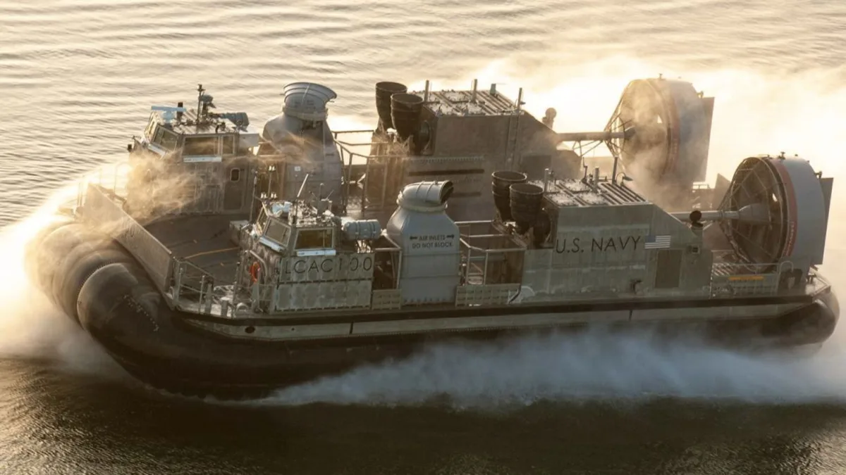 ASV jūras spēki pasūta divus kuģu un krasta savienotājus par 230 miljoniem dolāru