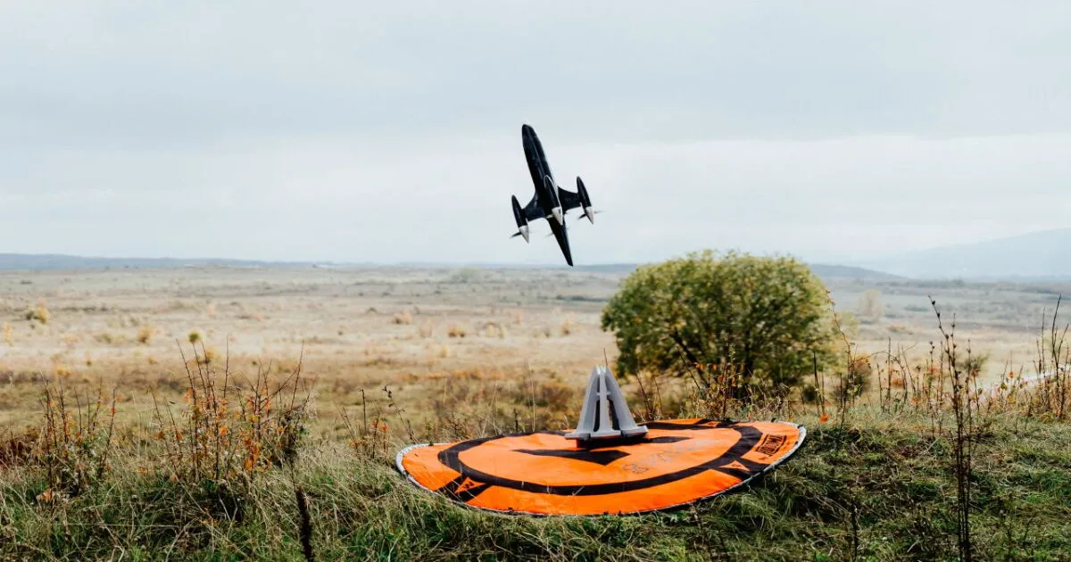 Eksperimentāls elektriskais drons sasniedzis 777 km/h, taču rekords nav oficiāli apstiprināts